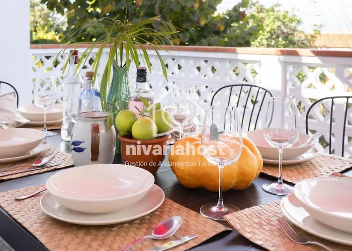 Tegas: Tacoronte, By Nivariahost *